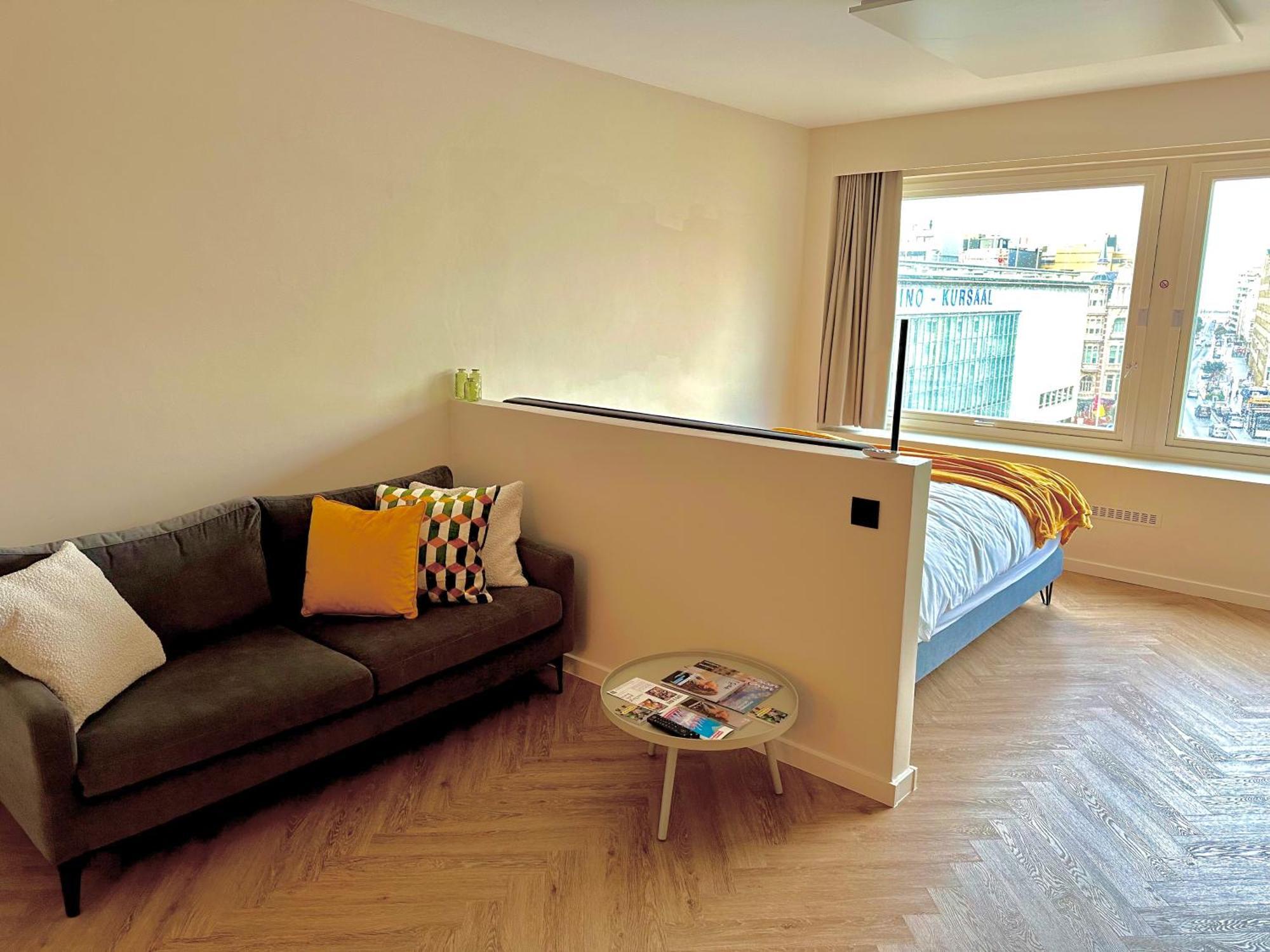 Studio By Aimee - 20M From The Beach & In City Centre! 오스텐드 외부 사진